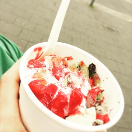 Yomaro, Frozen Yogurt