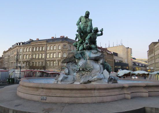 der Centaurenbrunnen