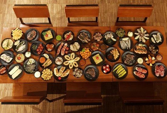 Tapas & More
