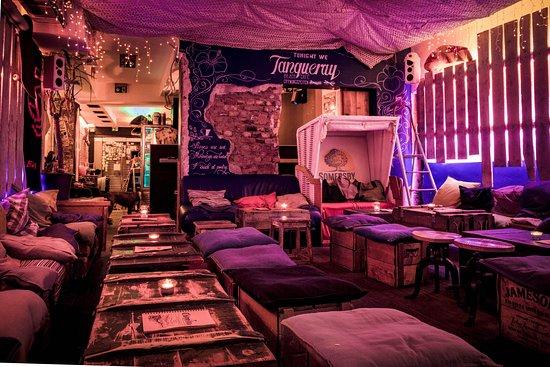 Chapmans Surf & Beach Bar