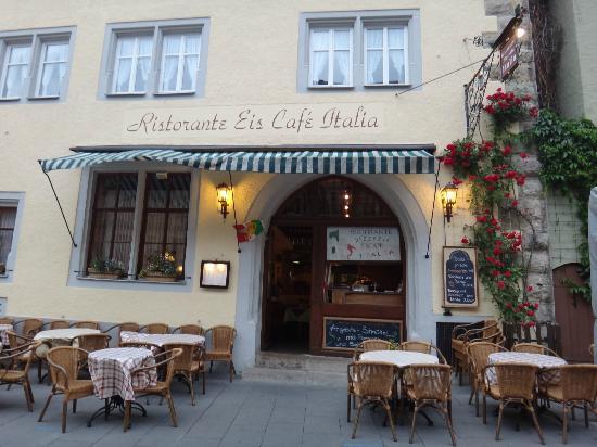 Italia Restaurant