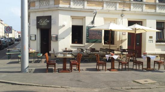 Pizzeria La Lira