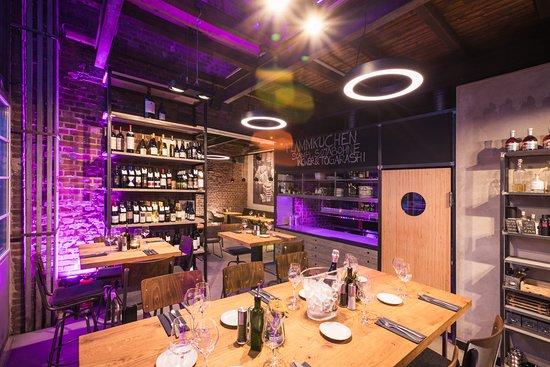 WINE HOUSE - bar