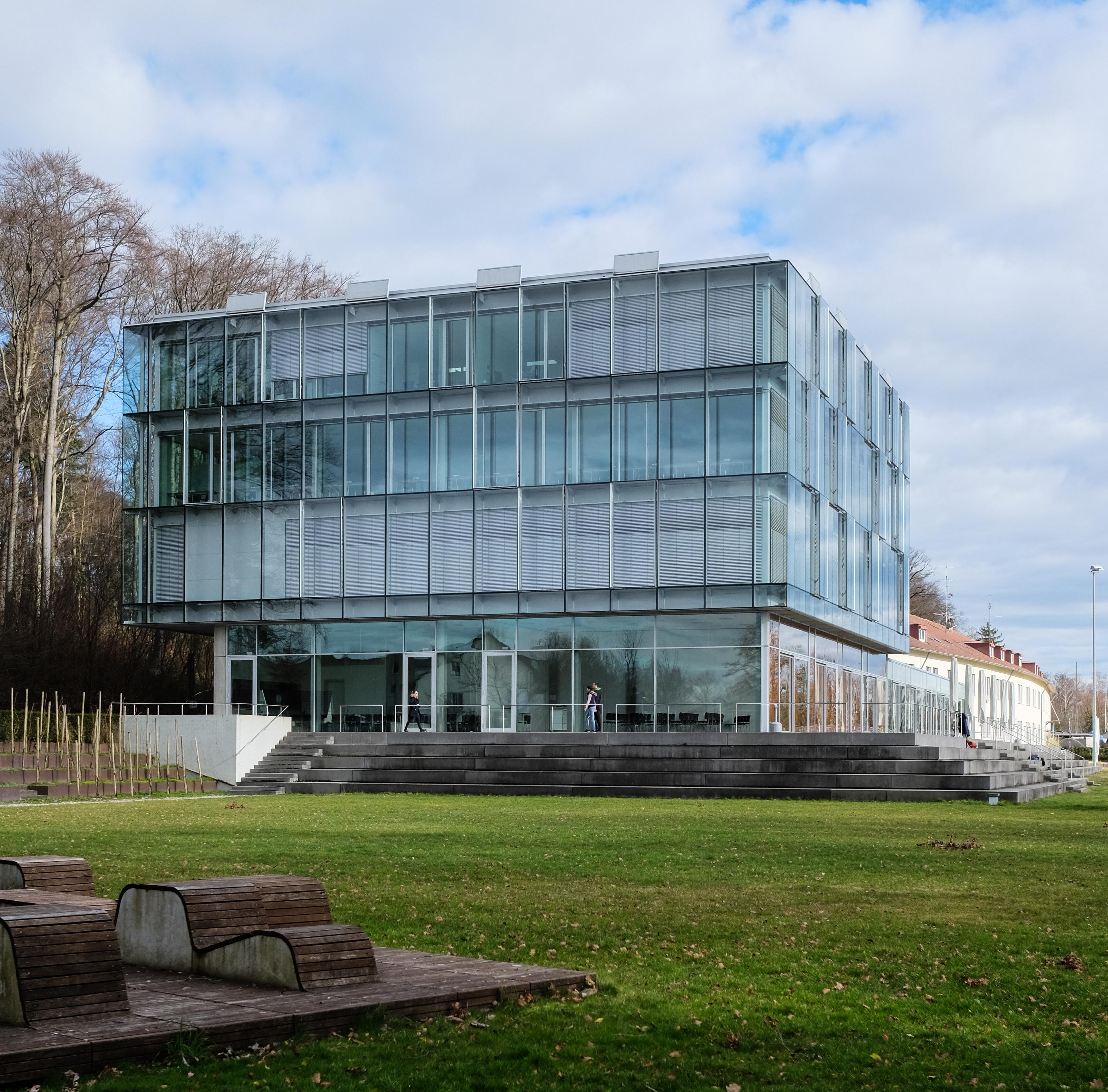 Zeppelin Universität