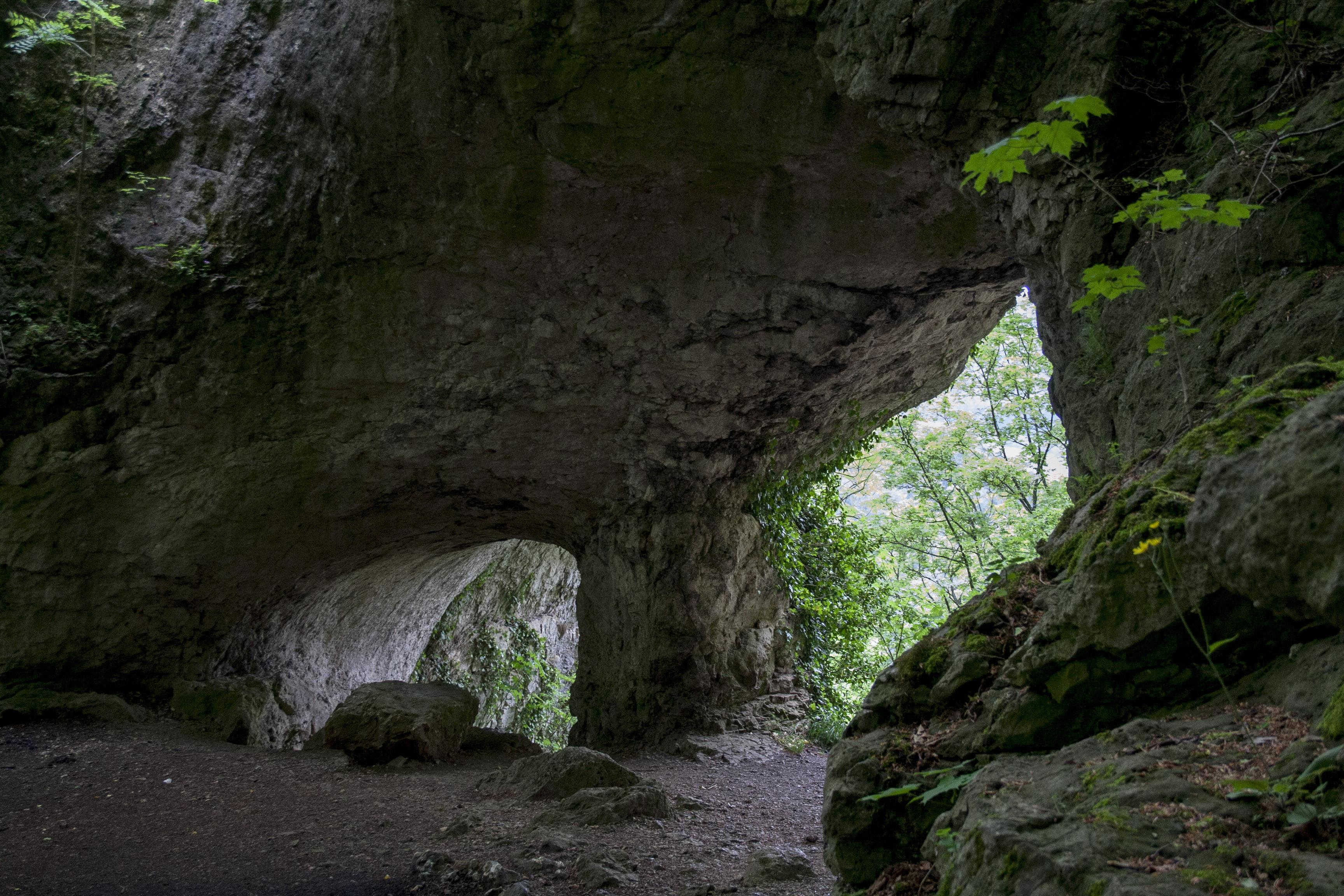 Hohler Fels