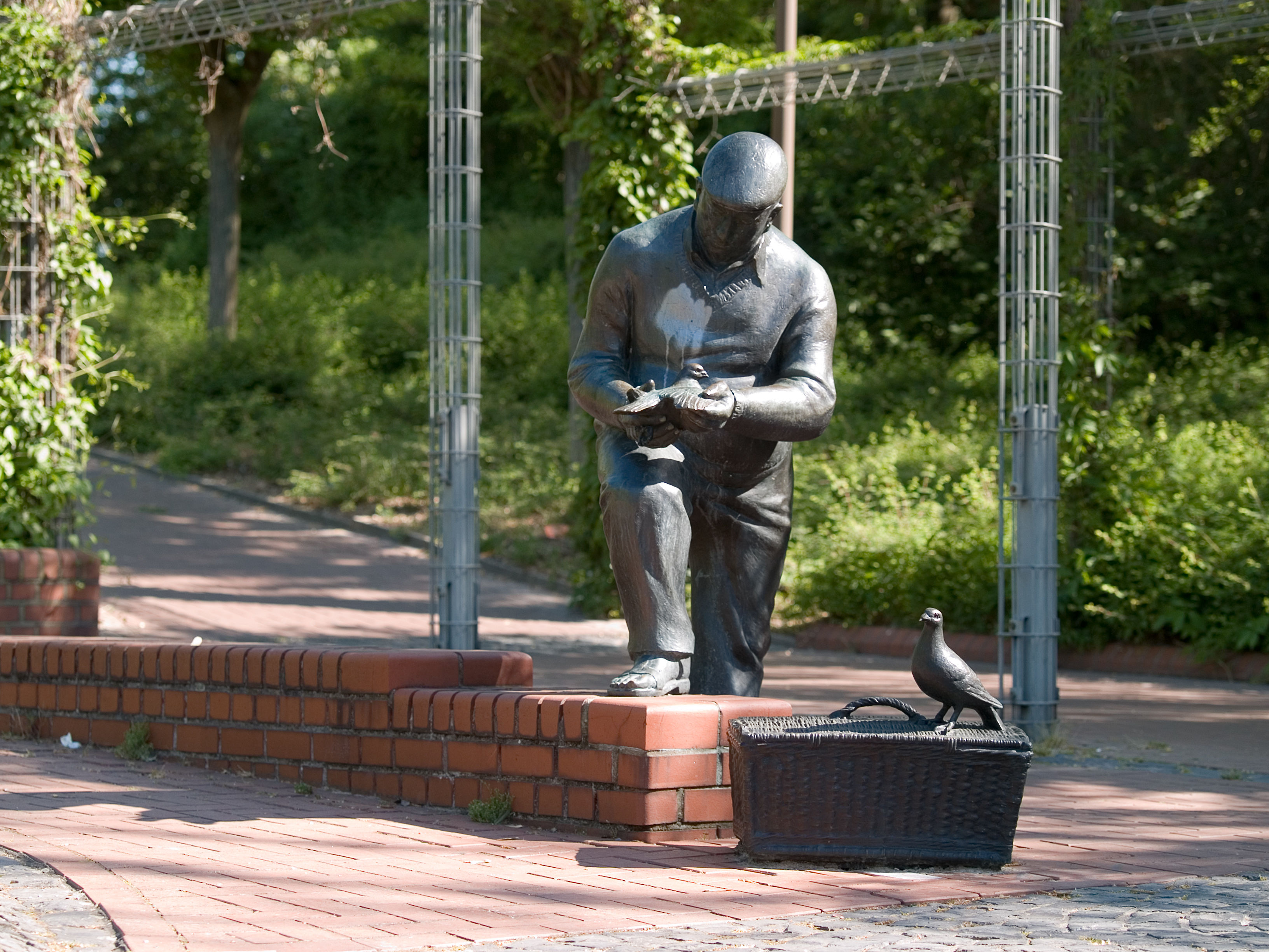 Taubenvatta-Denkmal